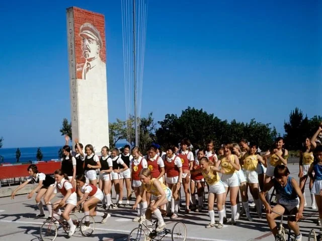 Young pioneers of the children's camp Artek during the relay race, 1973 - Youth, Pioneers, Pioneer camp, the USSR, Made in USSR, Childhood in the USSR, Retro, Artek, 70th, Telegram (link)