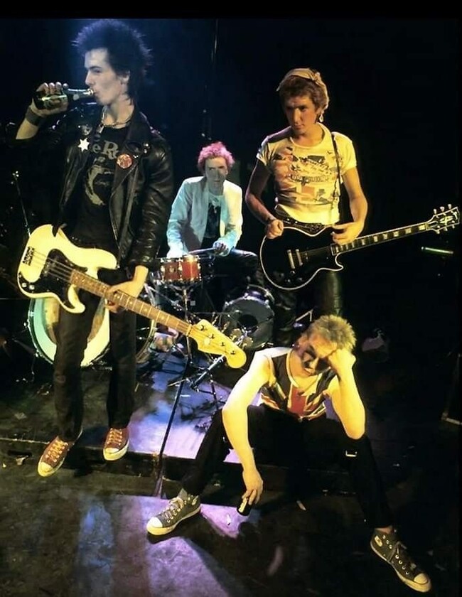 Sex Pistols - My, Sex Pistols, Punk rock, Musicians, Show Business, Video, Longpost, Youtube