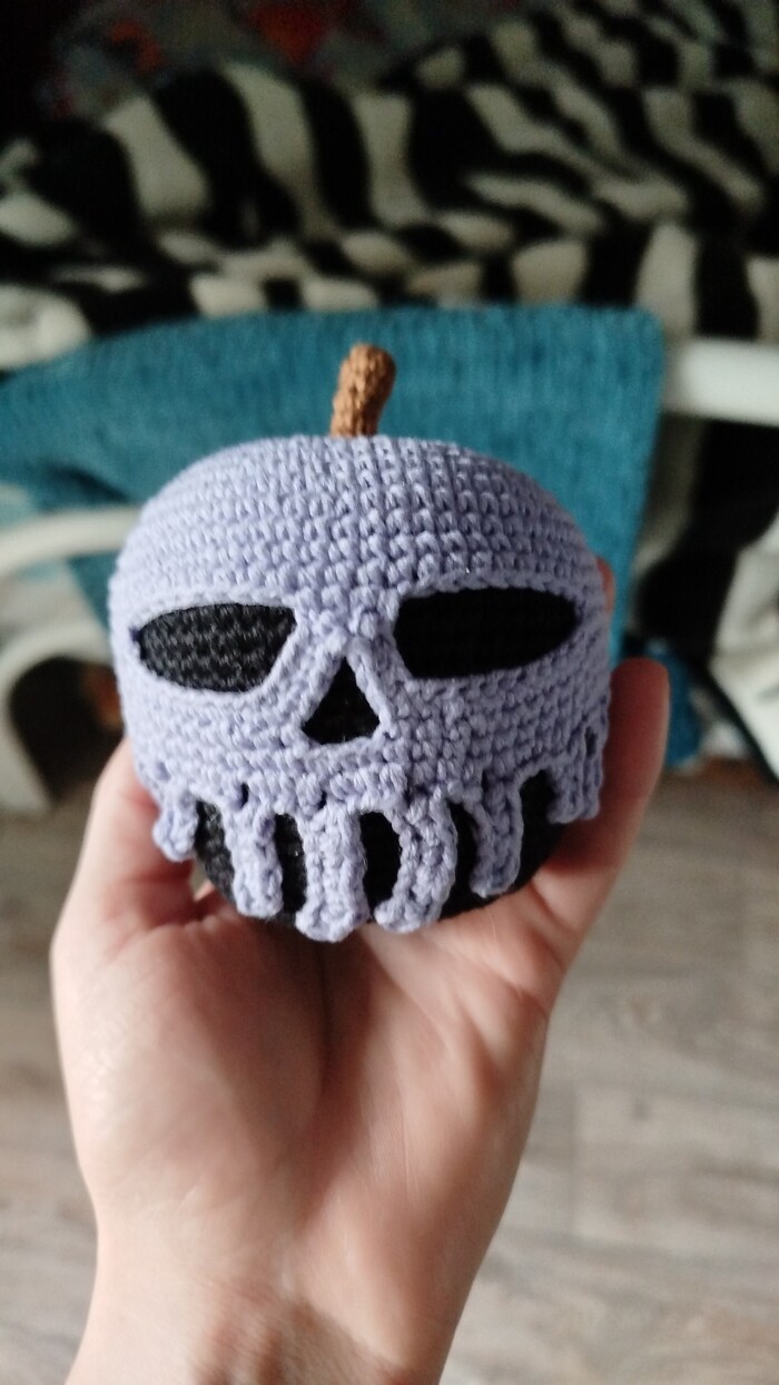 Цвета не удачно подобрала. Это яблоко