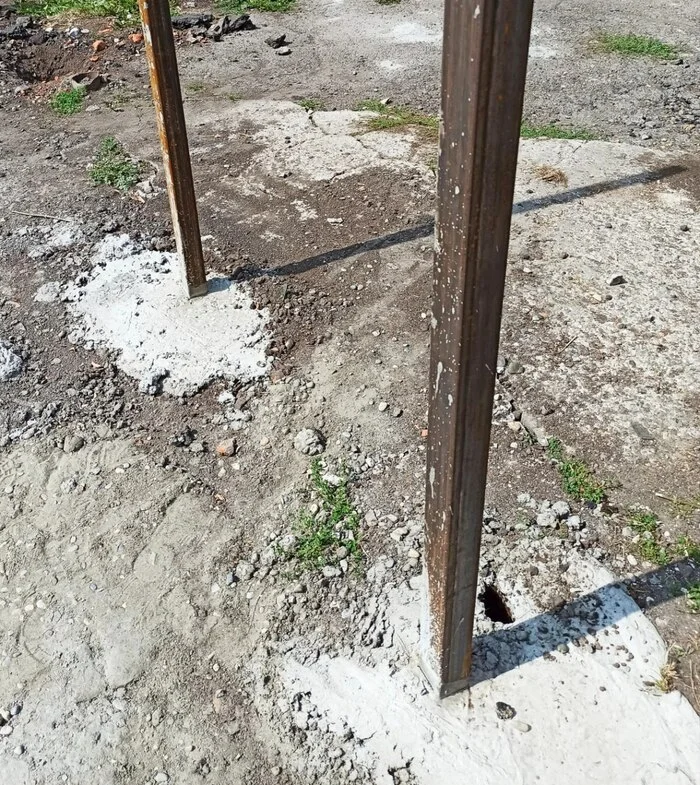 Correct depth of concreting of gate pillars - My, Home construction, Tools, Repair, Gates, Pillar, Pipe, Installation, Fence