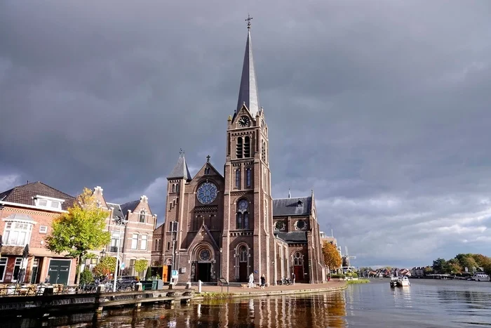 Temple in the Dutch city of Leidschendam - My, The photo, Netherlands (Holland), Nature, Temple, Architecture