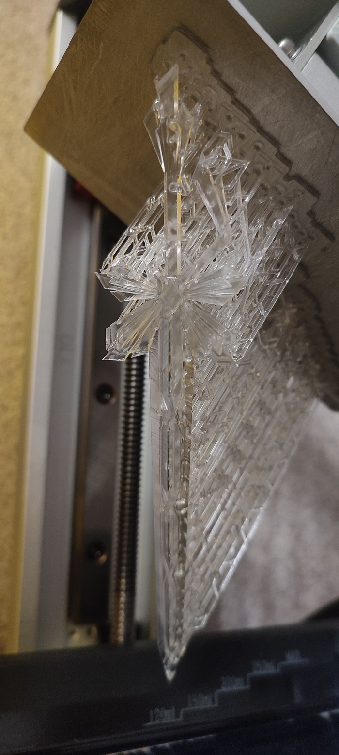 Меч перепечатывался второй раз без поддержек на лезвии