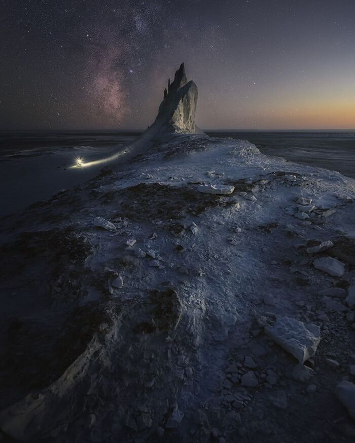 �������