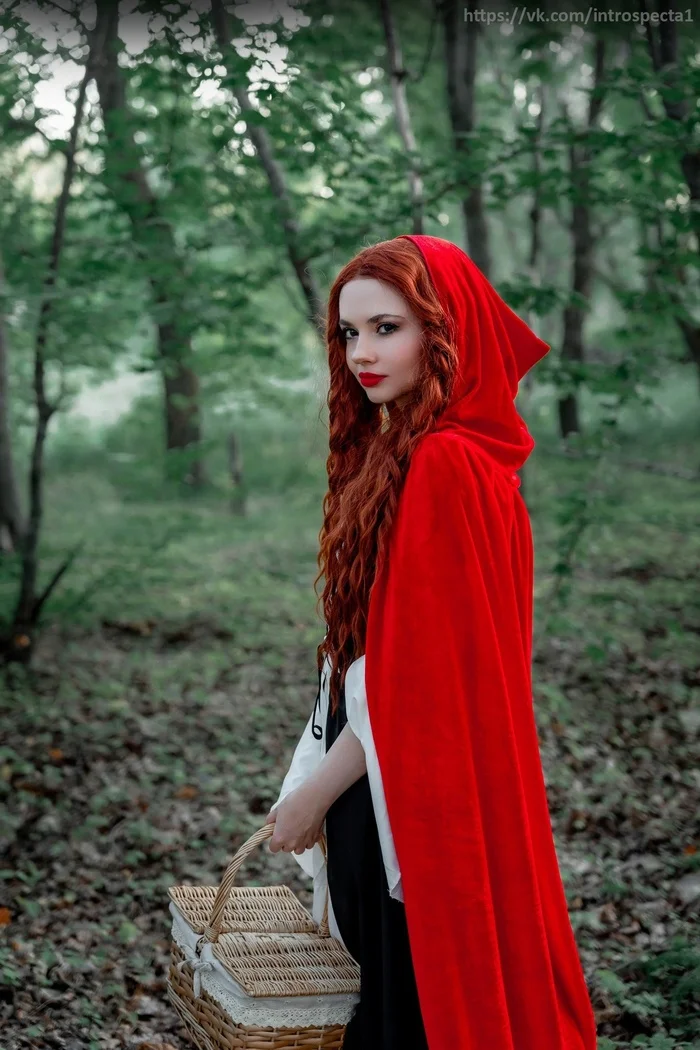 Cosplay based on the fairy tale Little Red Riding Hood - My, Girls, The photo, Cosplay, PHOTOSESSION, Cosplayers, Story, Little Red Riding Hood, Fairy tale for adults, Longpost