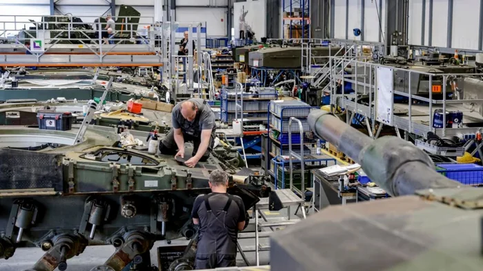 Rheinmetall to stop military equipment production due to sale to China - My, Germany, China, Military equipment, Expansion, Bankruptcy, Weapon, Satire, IA Panorama