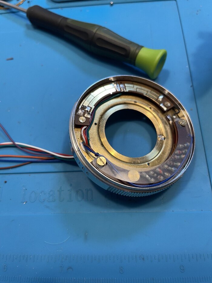 отпаиваем старое и припаиваем новое