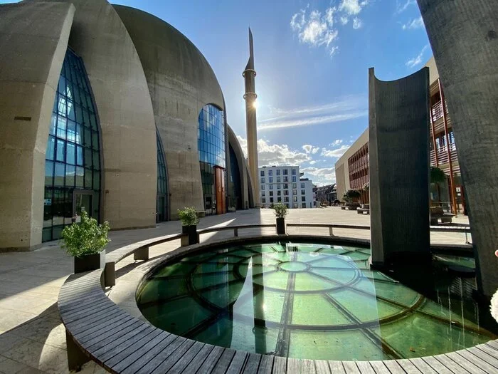 The Central Mosque (DITIB-Zentralmoschee Kln, Merkez-Cami) opened in Cologne - Architecture, Local history, Building, sights, History, Longpost