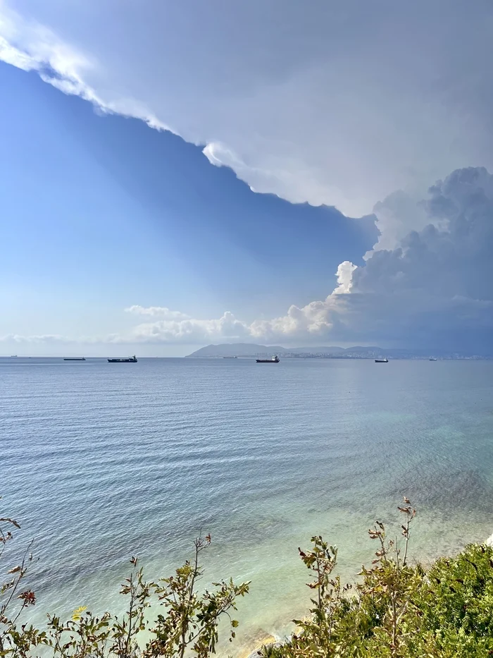 Clouds - My, Sea, Black Sea, Clouds, Kabardinka, Gelendzhik, Autumn, Heat, Longpost, Mobile photography