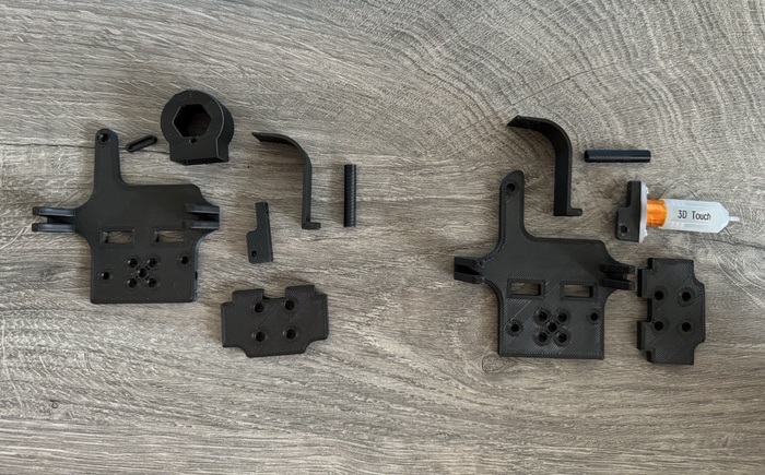 Слева новая на саморезах, справа прошлая версия еще на втулках.