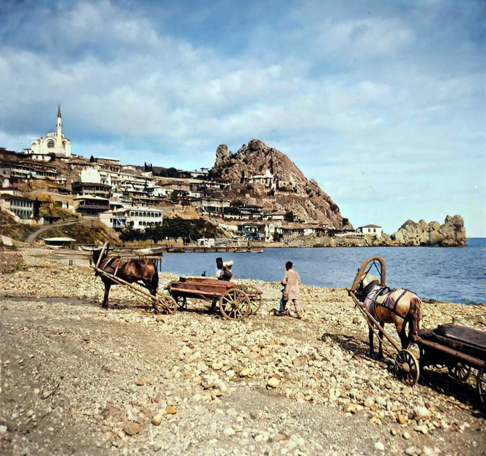 Жизнь и виды Крыма времен дореволюционной России. 20 раскрашенных фотографий Старое фото, Историческое фото, Фотография, Колоризация, 19 век, 20 век, Крым, Алупка, Керчь, Ялта, Феодосия, Длиннопост