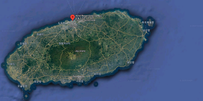 остров небольшой, но с интересной историей, выделен в отдельную автономную провинцию