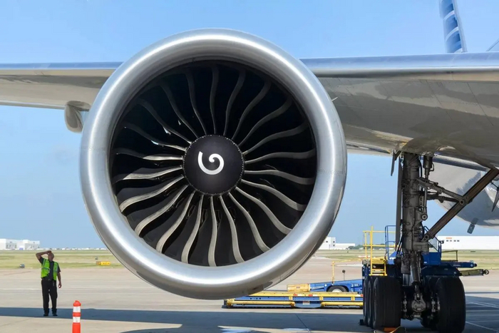 Why do they draw spirals on airplane engines? - My, Aviation, Airplane, Informative, Nauchpop, Longpost