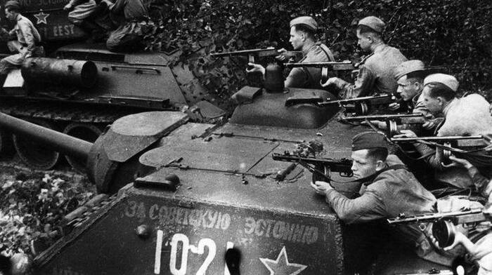    , .  1945 
