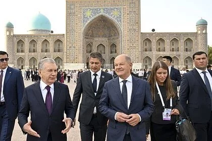 German Chancellor Olaf Scholz arrived in Uzbekistan to meet with Uzbek President Shavkat Mirziyoyev - news, Fresh, Olaf Scholz, Germany, Uzbekistan, Kazakhstan, Tajikistan, Kyrgyzstan, Turkmenistan, Visit, Chancellor, Politics, middle Asia, Asia