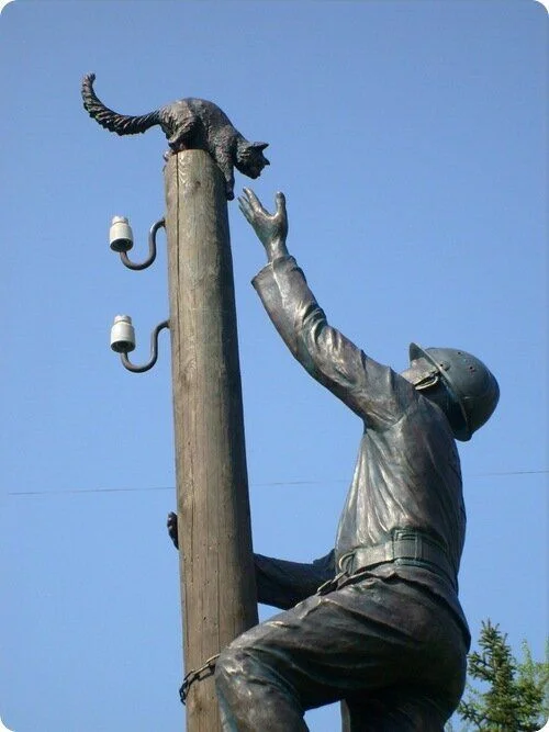 The fitter and the cat - cat, Sculpture, Velikiy Novgorod