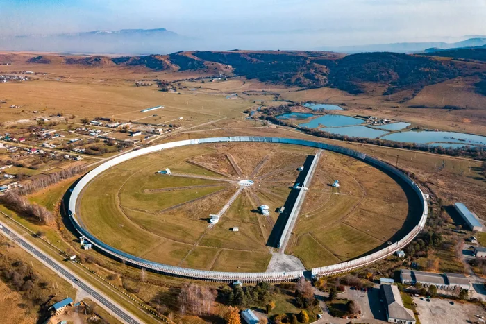 Mysterious circular field in Karachay-Cherkessia. What is this object and what is its purpose? - My, Space, Astrophysics, Telescope, Radio telescope, Astronomy, Informative, Longpost