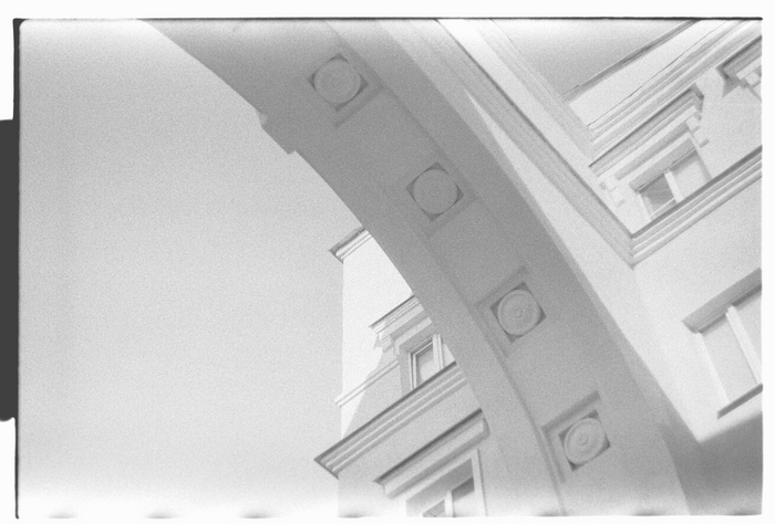 Эту арку жилого дома хочу снять на ширик, как достану