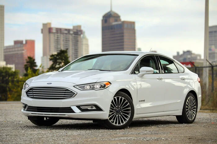 Названы плюсы и минусы седана Ford Fusion - Авто, Новости, Ford Fusion, Ford