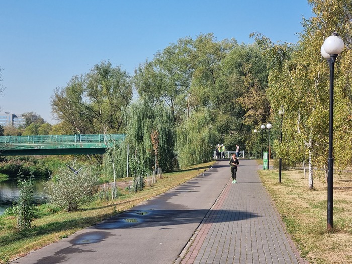 Вдоль по Яузе