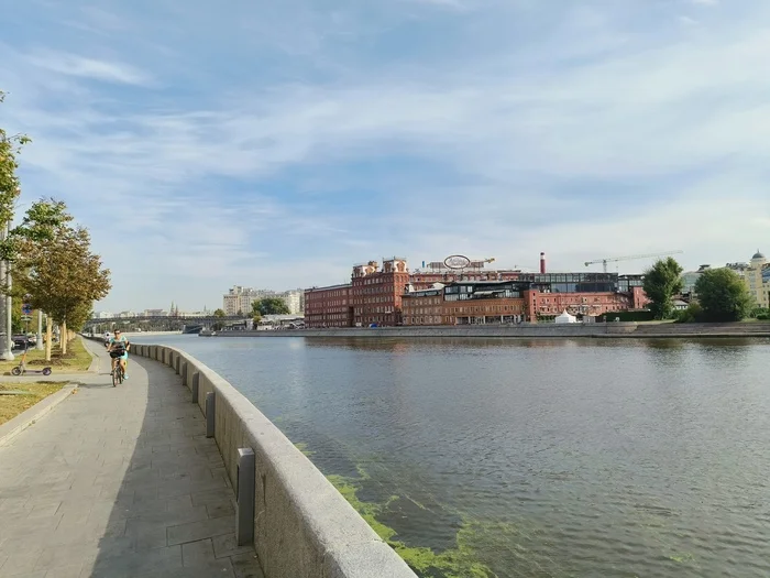 Bike ride along the Moscow embankments - My, Moscow, Embankment, Bike ride, Office weekdays, How does the morning begin?, Longpost