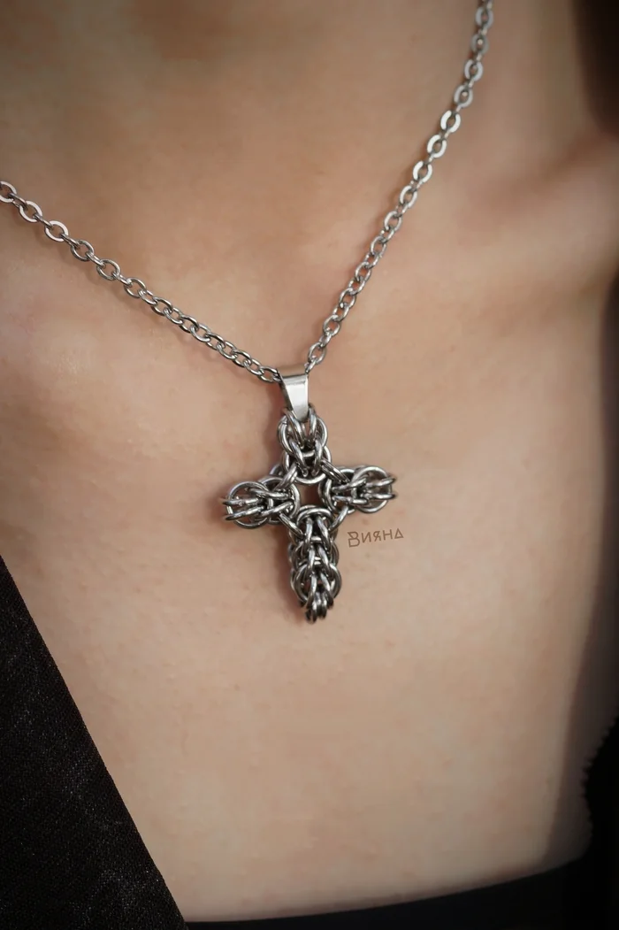 Chainmail pendant with a large cross - My, Handmade, Chain weaving, Chain mail jewelry, Cross, Cross, Decoration, Wire jewelry, Mystical decorations, Religion, Wire wrap, Needlework without process, Needlework, Gothic, Longpost