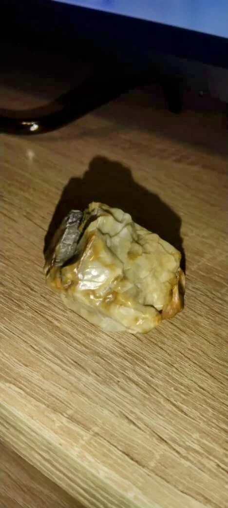 Once again I ask for help in determining - My, Minerals, What's this?, A rock, Video, Vertical video, Longpost