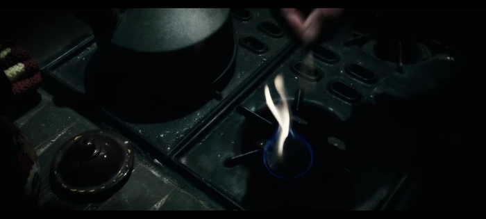 В старой утопленной горелке Старого Дворника-Магла, в жëлтой части пламени?