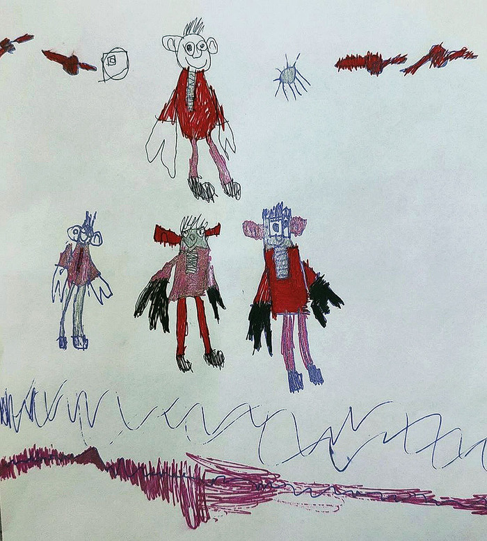 А наш сын всё рисует своих мужественных людей с крупными руками. Появились уши, что очень радует🤍😍 (Человечки с круглыми головами, роботы — с квадратными.)