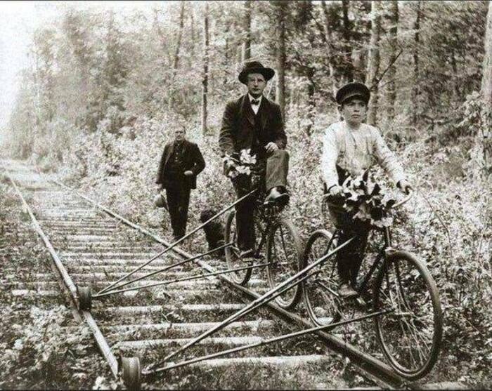 I'll be there for a long time - Railway, A bike, Bouquet, USA, Telegram (link)