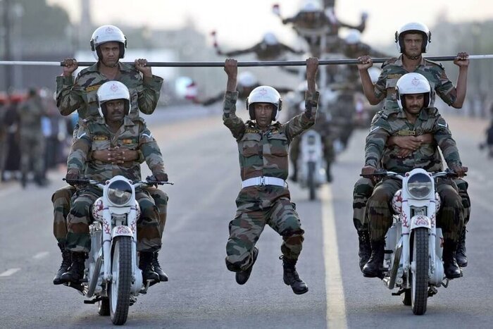 � ����� ����� ������ ������� ������� ������ ������ �� ��...