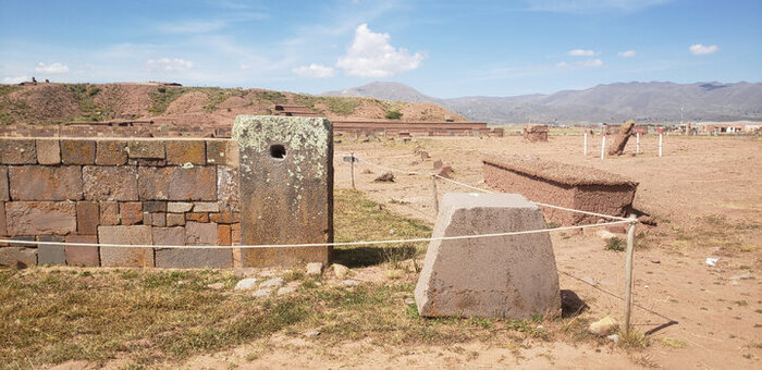 Обратите внимание на точность подогнанных камней.