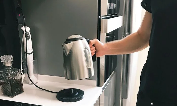 How an electric kettle works - Appliances, Kettle