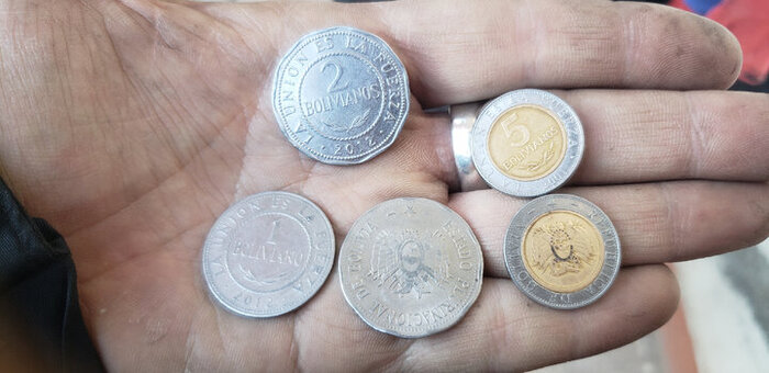 Местные деньги