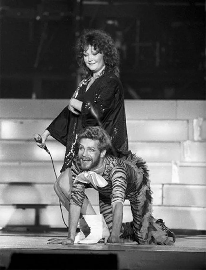 Alla Pugacheva and Boris Moiseyev, USSR, 1983 - The photo, the USSR, Alla Pugacheva, Boris Moiseev, Historical photo, Repeat