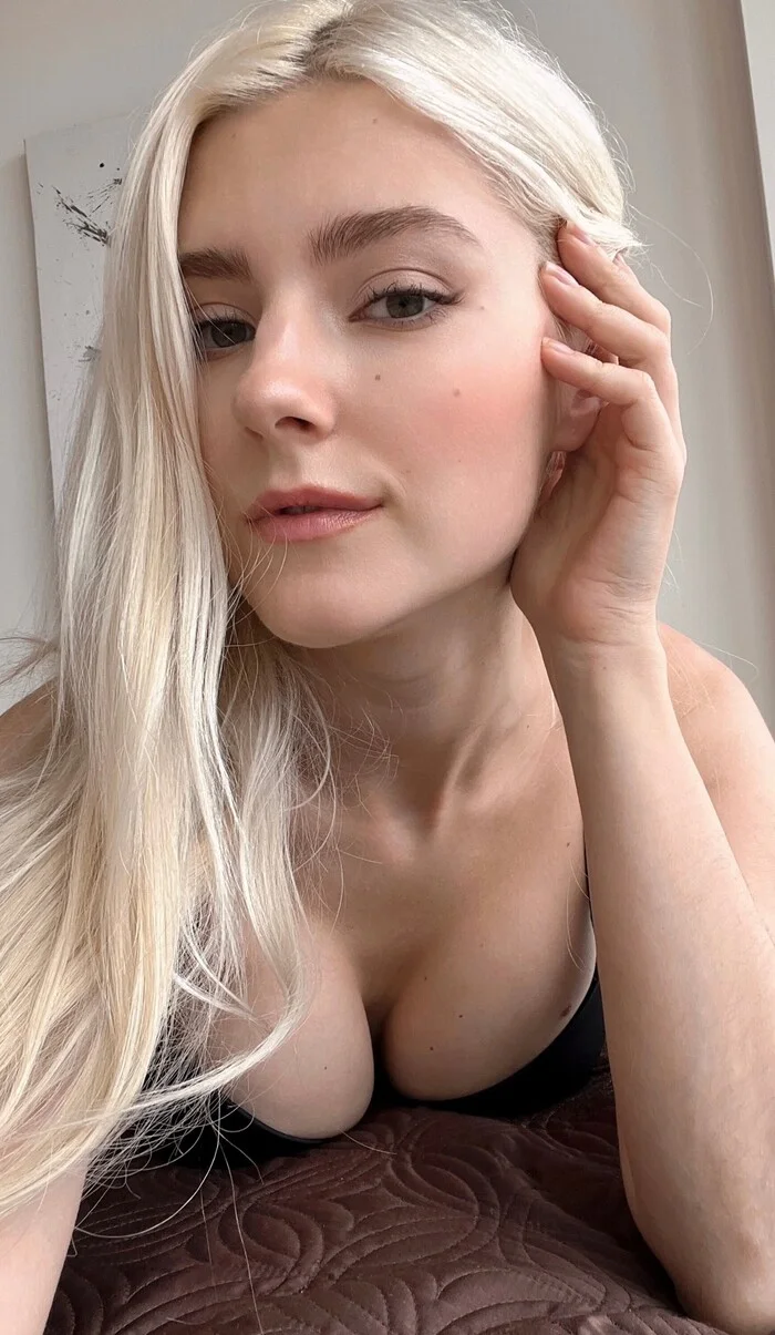 Your fantasy - Eva Elfie, Girls, Blonde, Long hair, Neckline, Models, Porn Actors and Porn Actresses, Onlyfans, Pornhub