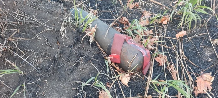 Is this a bomb or a missile? - Projectile, Bomb, Rocket, Chemical weapon, Cluster bombs, Longpost, The photo, Question