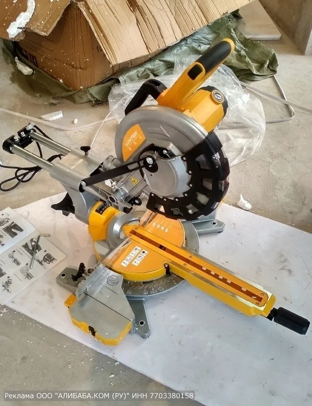 Miter saw LUXTER, 2400 W. Reviews note the compactness of the tool - Repair, Building, Tools, Гаджеты, Saw, Trimming saw, Woodworking