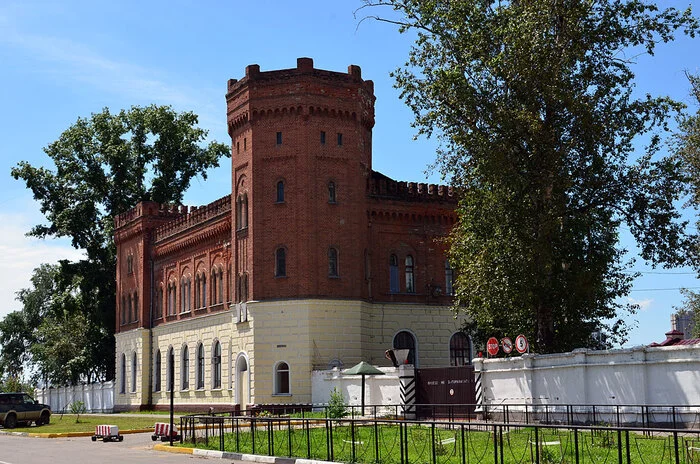 Blagoveshchensk. Shipping company building - My, Amur region, Blagoveshchensk, Historical building, Дальний Восток, sights