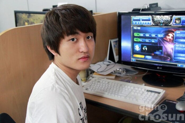     ,   , , , Starcraft, Starcraft 2, ,   