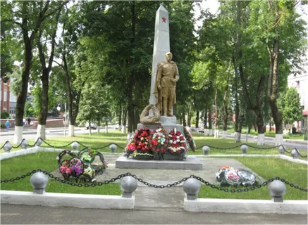 Alley. Mentality. Svisloch. People - Monument, Politics, Traditions, Republic of Belarus, Europe, Belarusians, Travels, Country, Longpost