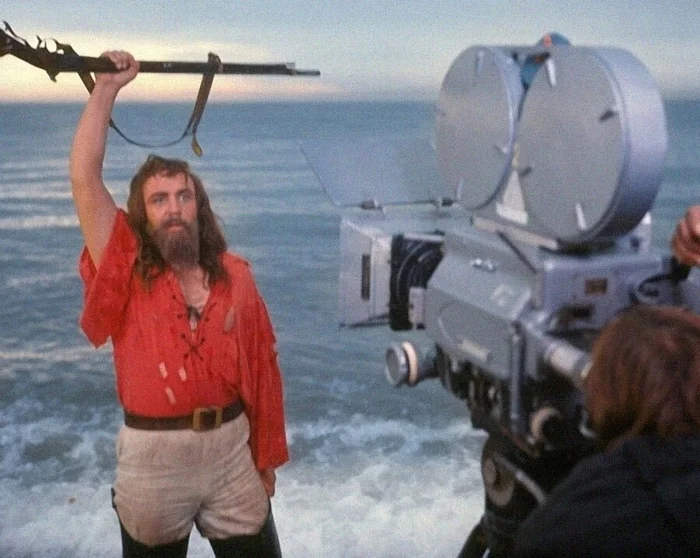 Leonid Kuravlev as Robinson Crusoe, 1972 - The photo, the USSR, Leonid Kuravlev, Robinson Crusoe, 70th, Soviet cinema, Actors and actresses, Soviet actors, Photos from filming, Repeat