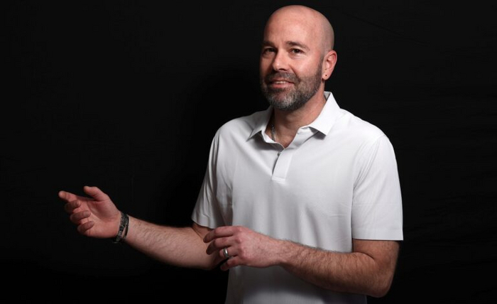 Профессор Йосси Буганим из Еврейского университета в Иерусалиме. Фото предоставлено Ananda Labs 