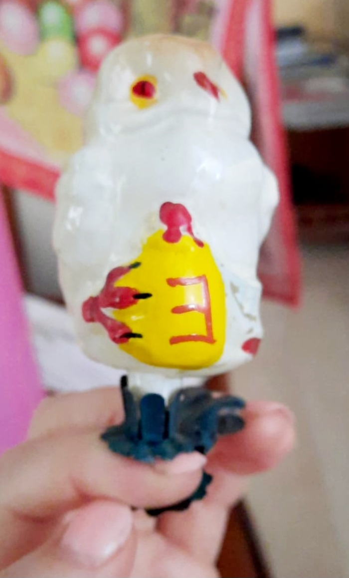 Чего то там шлифуем, подкрашиваем и вот сова "как новенькая".