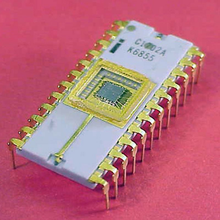 ��������� ���� ���������� ���������������� ���� ��� �������� ������ EPROM