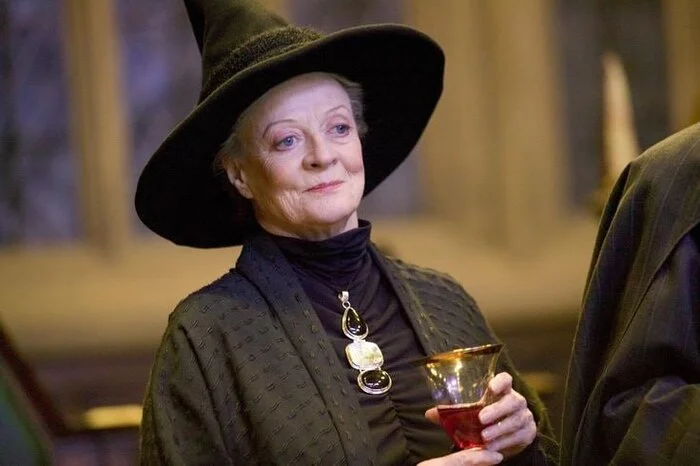 Actress Maggie Smith, who played Professor McGonagall, has died - My, Harry Potter, Hogwarts, Maggie Smith, Death, Cancer and oncology, Press F to pay respects, Negative, Repeat, Obituary