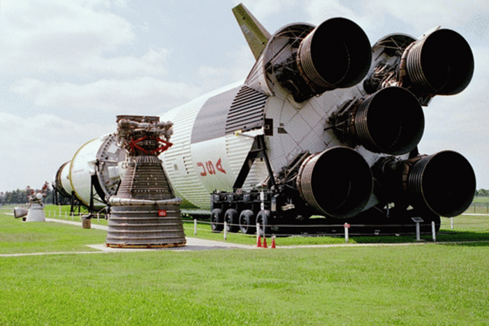     -5,    , , NASA, , , , -, , Saturn V,  ,  (), 
