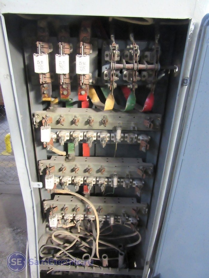 Щит примерно такой