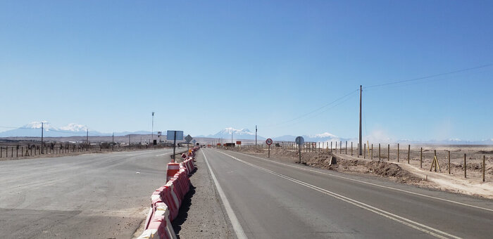 А где то там Калама и горы