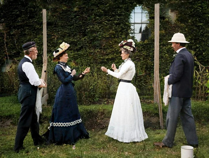 Уникальные исторические кадры из жизни стран Европы, которые перенесут вас в прошлое. 20 раскрашенных фотографий конца ХIX - начала XX века Старое фото, Историческое фото, Фотография, Колоризация, Франция, Великобритания, Норвегия, Нидерланды (Голландия), Португалия, 19 век, 20 век, Длиннопост