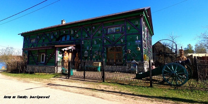 Зеленый Дом со скворечниками, улица Суворова, дом 1«А», г. Валдай.